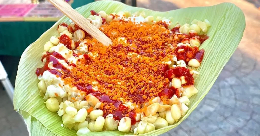 IMAGEN DE ESQUITE CON CHILE Y LIMÓN